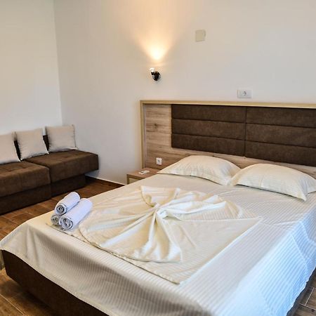 Hotel Casa Sinani Ulcinj Esterno foto