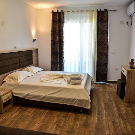 Hotel Casa Sinani Ulcinj Esterno foto