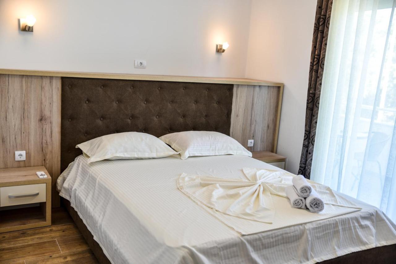 Hotel Casa Sinani Ulcinj Esterno foto