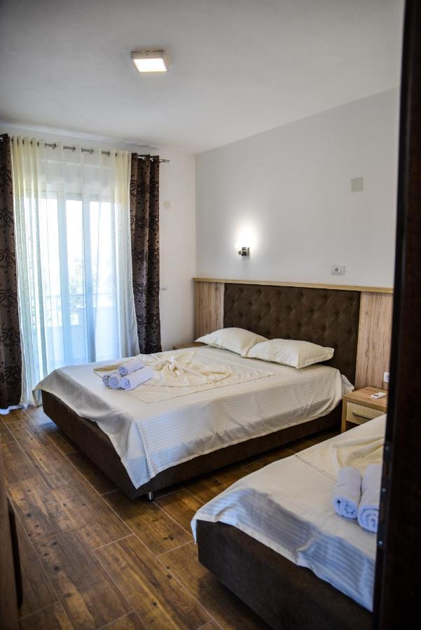 Hotel Casa Sinani Ulcinj Esterno foto