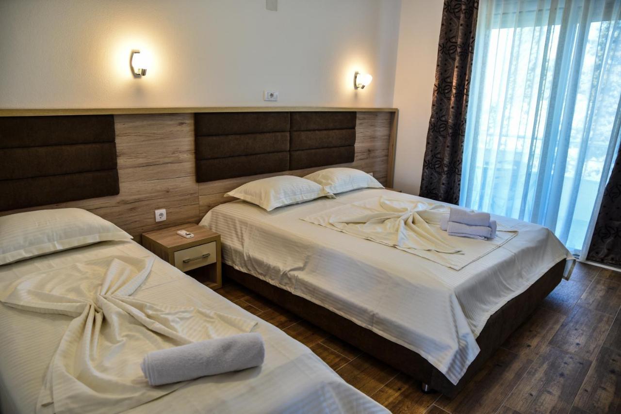Hotel Casa Sinani Ulcinj Esterno foto