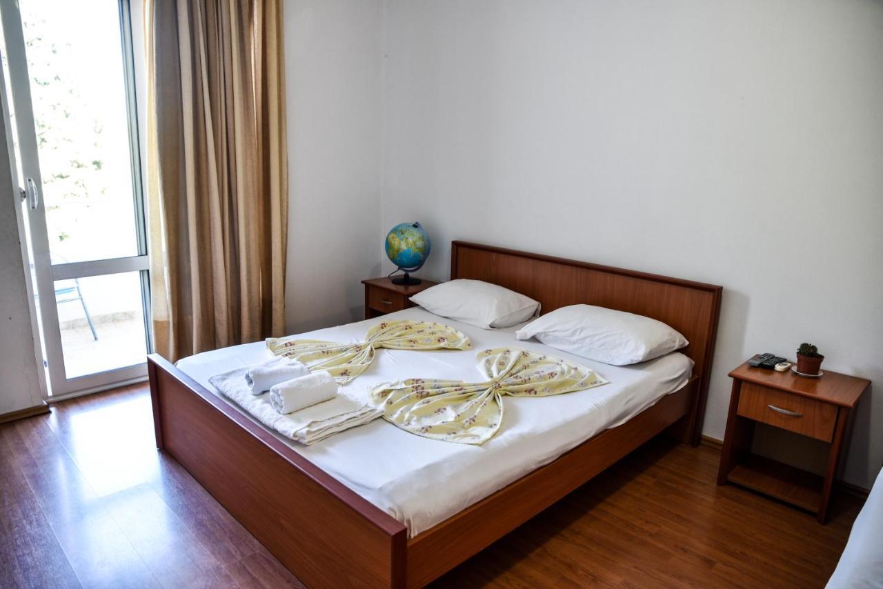 Hotel Casa Sinani Ulcinj Esterno foto