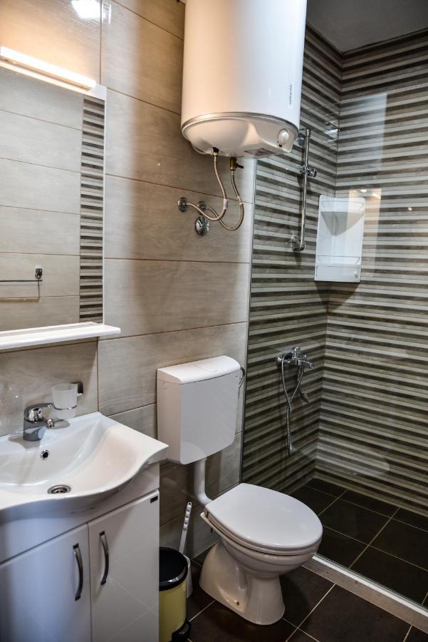 Hotel Casa Sinani Ulcinj Esterno foto