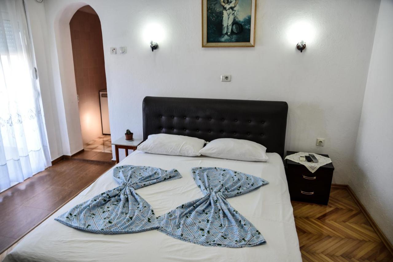 Hotel Casa Sinani Ulcinj Esterno foto